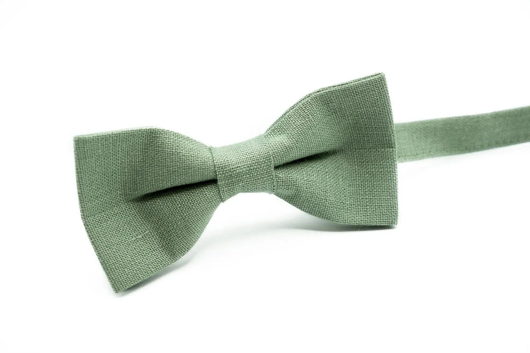 Men’s Bright Sage Green Linen Bow Tie - perfect for best men or groomsmen at weddings.