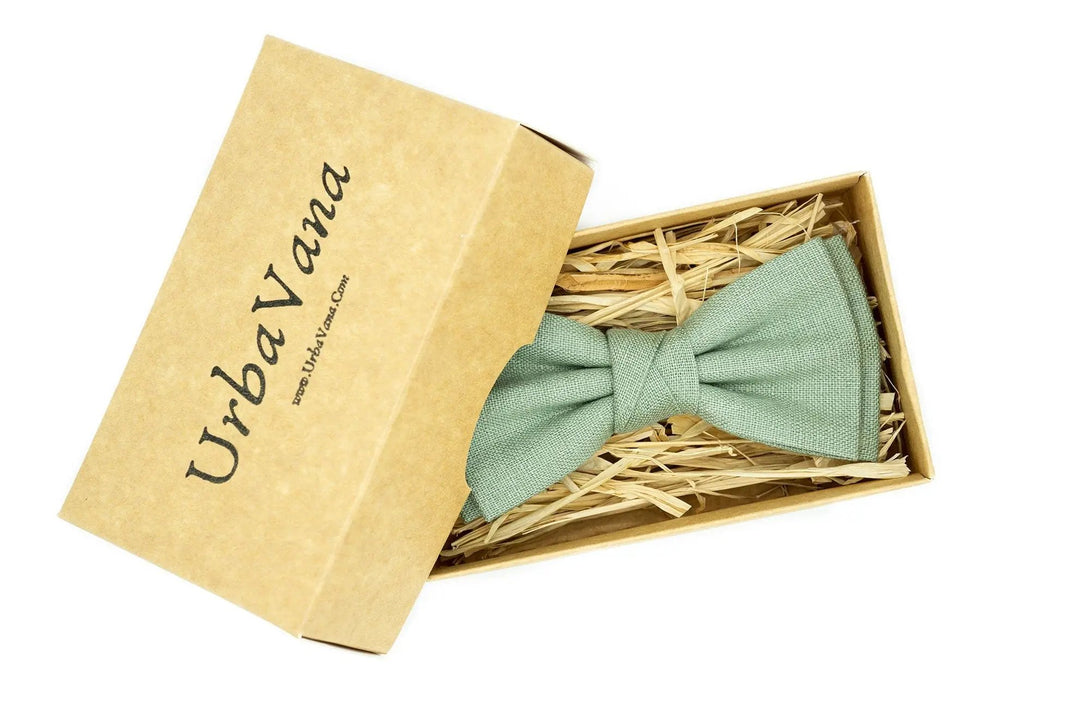 Bright Sage Green linen best men bow ties for weddings available with matching pocket square or Y-back suspenders / Neckties for men