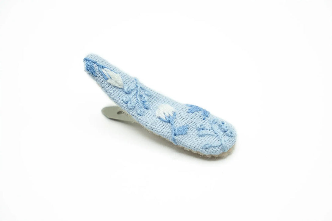 Charming Ice Blue Floral Hair Clip for Women and Kids – This handcrafted floral clip features beautiful blue embroidery, making it a lovely accessory for girls and an ideal baby shower or Mother's Day present.