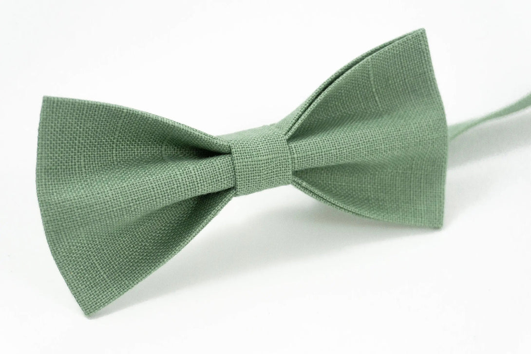 Sage green classic men's bow ties / Pre-tied linen best men ties available with matching pocket square