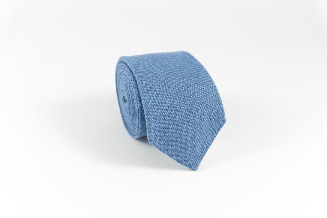 Blue color pre-tied linen bow ties for men and boys