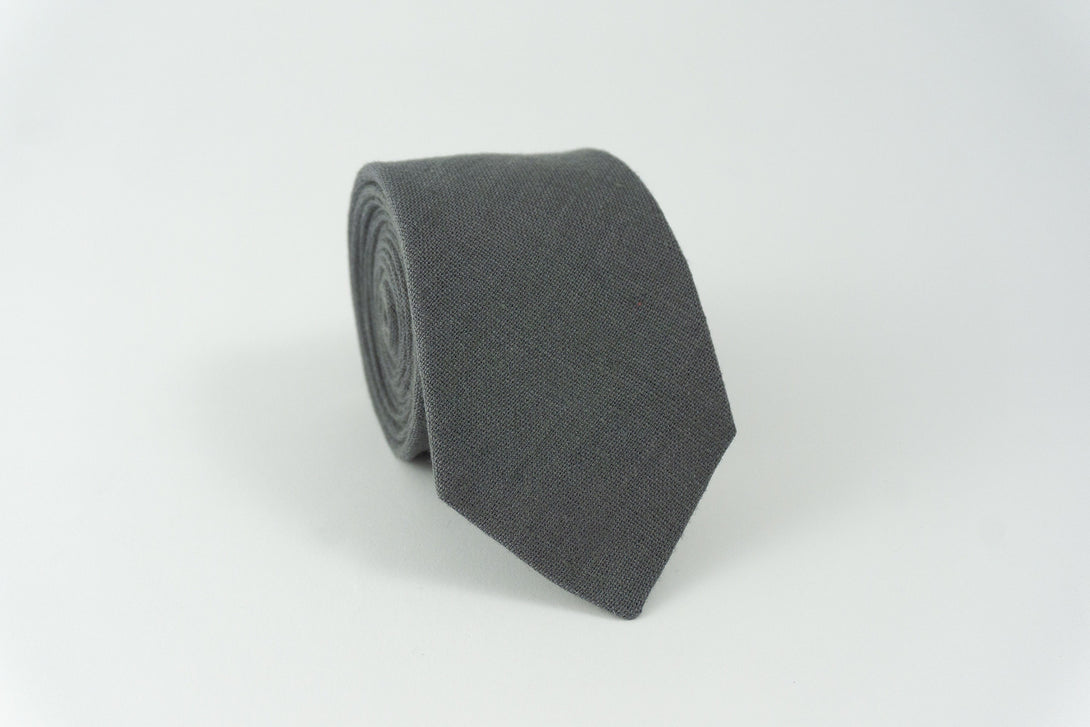 Dark grey mens wedding necktie for groomsmen