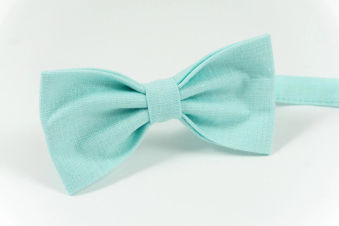 Mint Green color pre-tied wedding bow ties for groomsmen proposal gift / Linen neckties for men available with matching pocket square