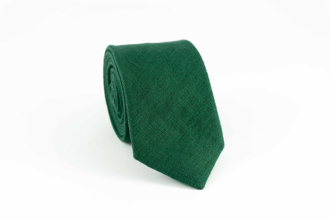 Dark green linen mens wedding bow ties for groomsmen | wedding neckties