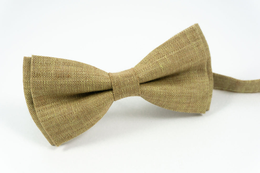 Brown chambray pre-tied linen bow ties for men and boys