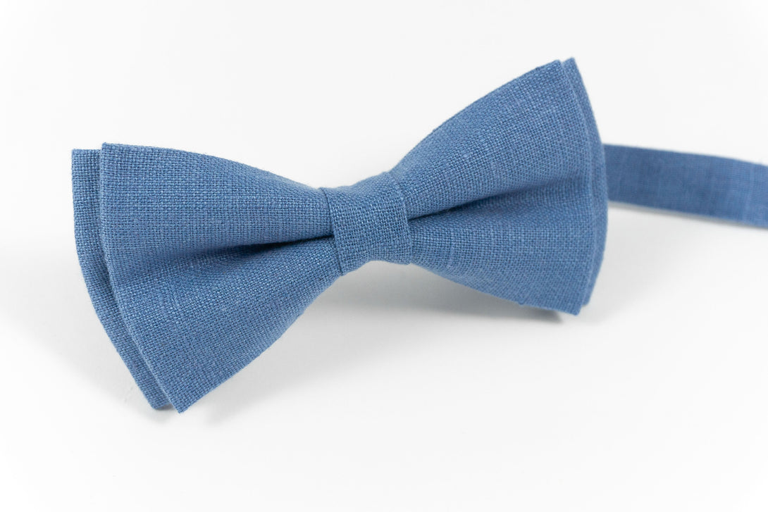 Blue color pre-tied linen bow ties for men and boys