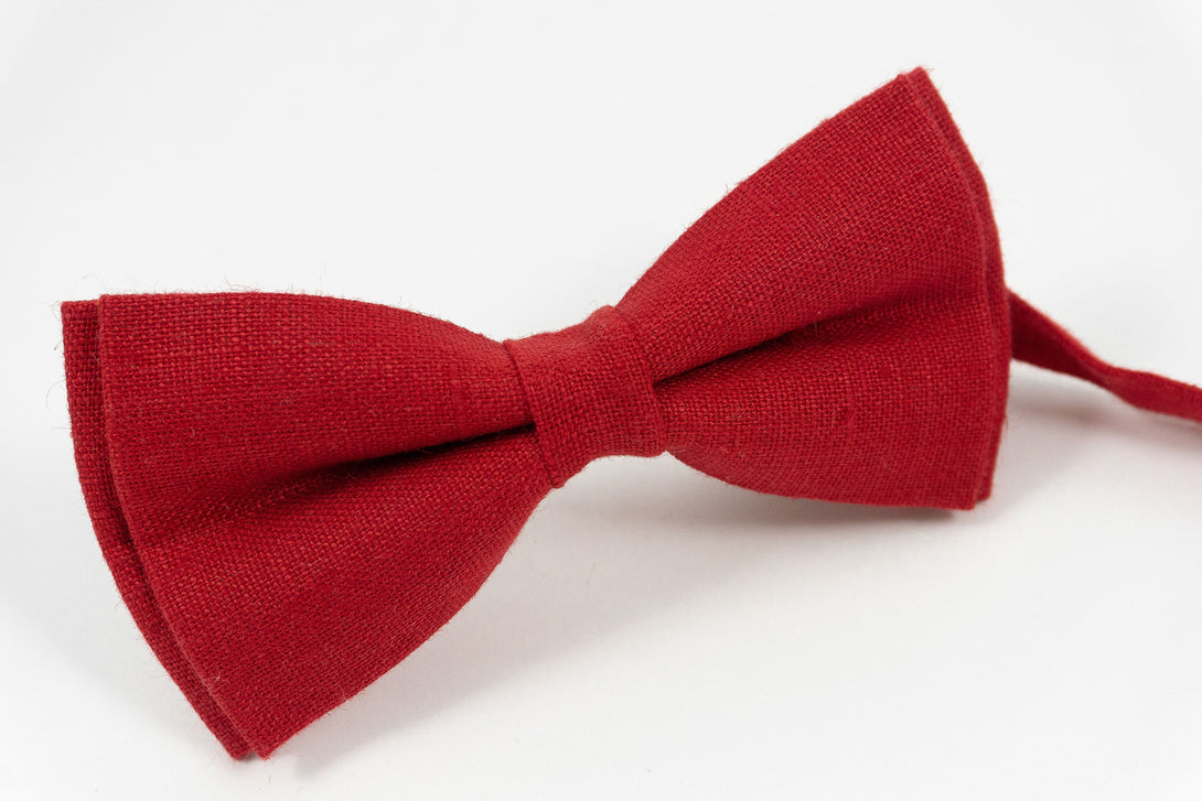 Red bow tie for your weddings and groomsmen