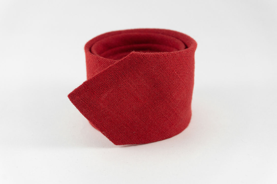 Red linen mens wedding necktie for groomsmen gift
