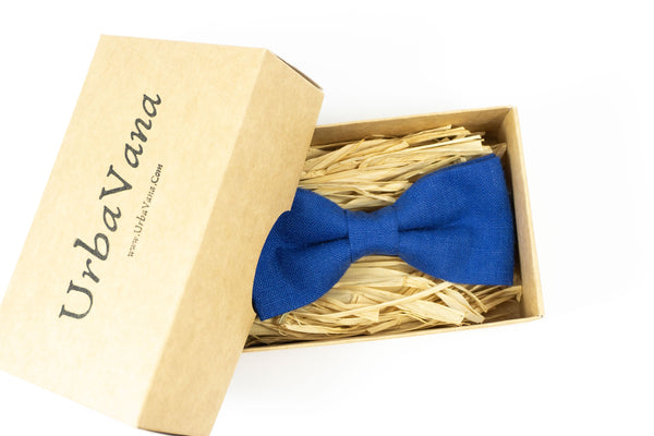 Royal blue pre-tied groomsmen bow ties and pocket square for weddings