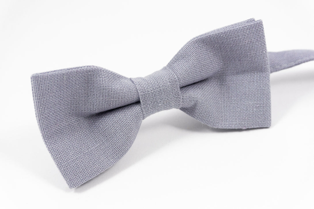 Lilac grey pre-tied groomsmen bow tie for weddings