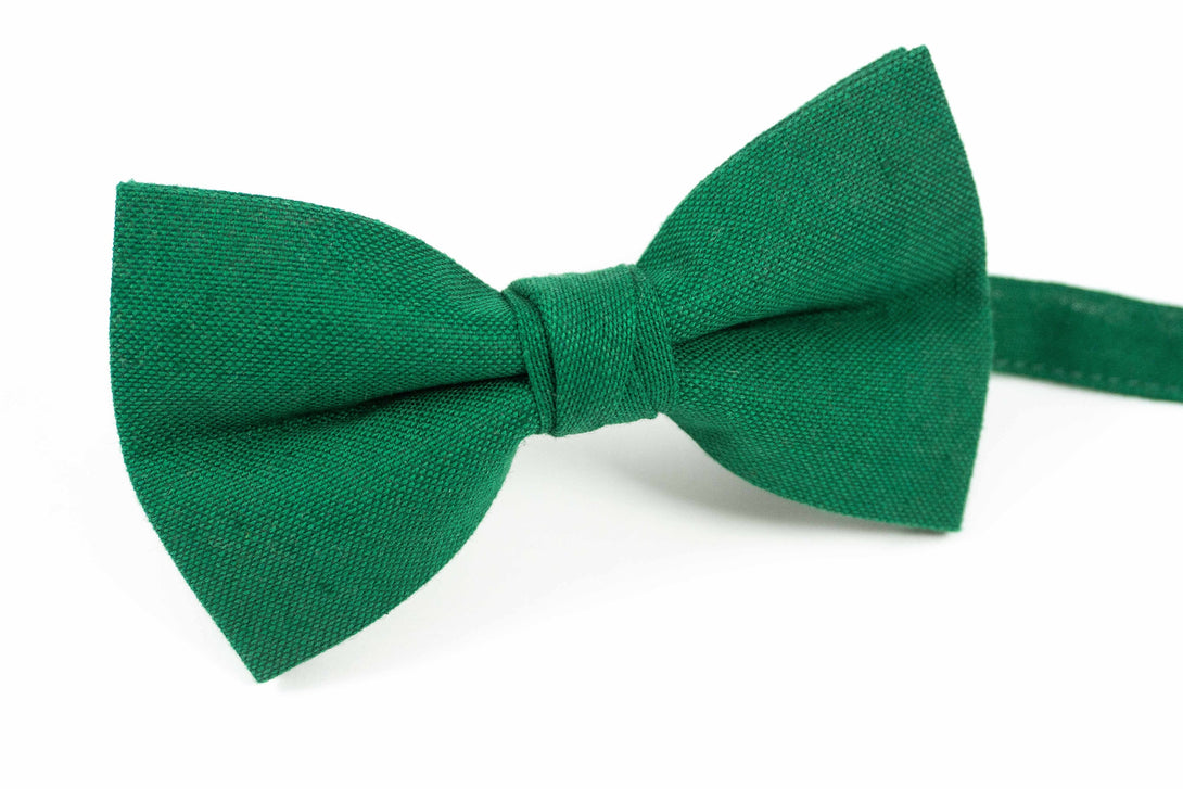 Green mens pre tied wedding bow ties for groom and groomsmen