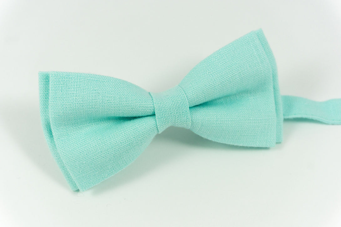 Mint color linen wedding bow ties for groomsmen