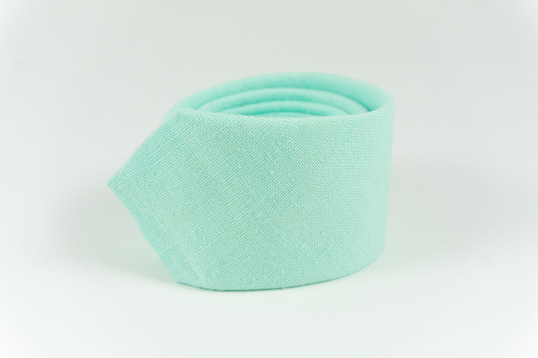 Mint color pocket square made from eco-friendly linen