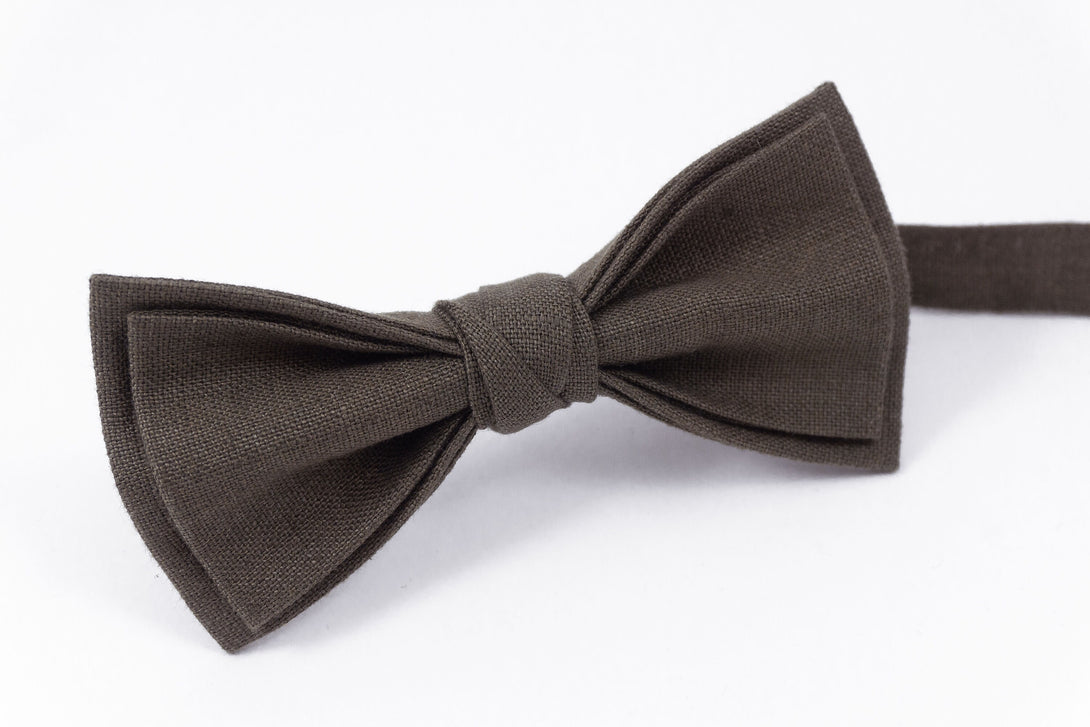 Cocoa brown pre-tied bow tie for wedding - wedding bow tie gift for groomsmen