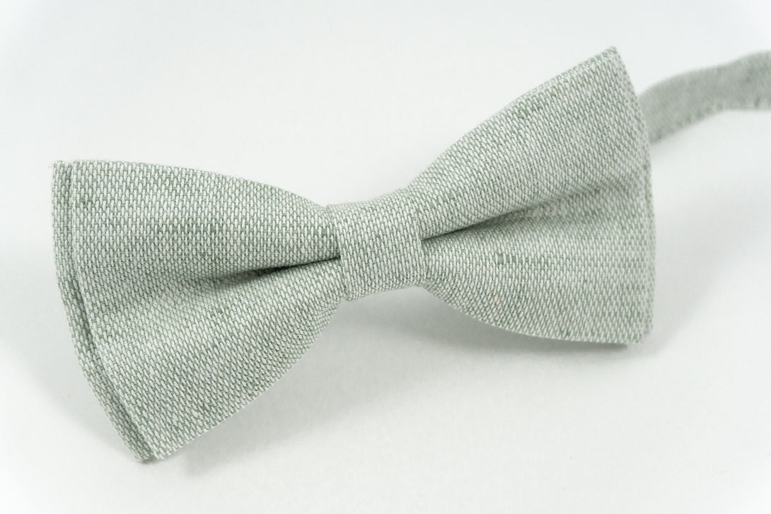 Greenish white pre-tied linen groomsmen bow ties for weddings