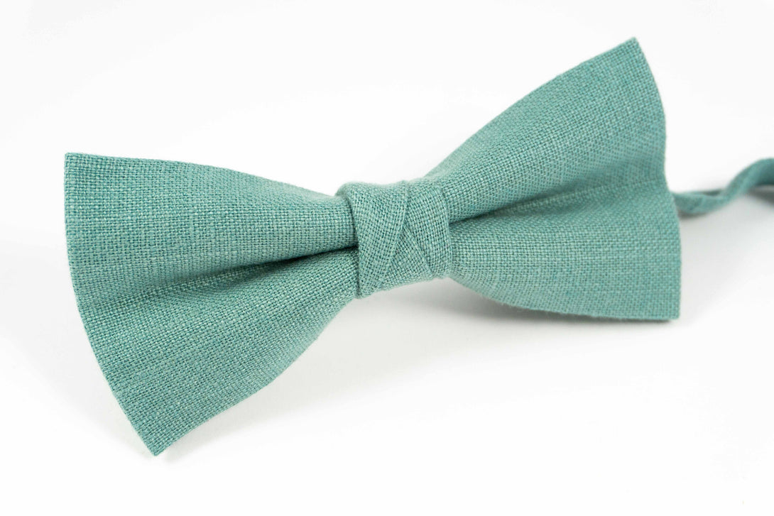 Sea green linen wedding bow tie for groomsmen