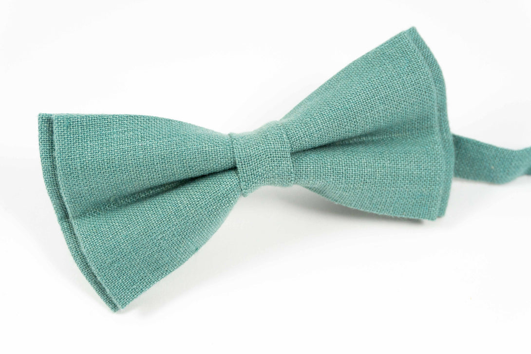 Sea green pre-tied linen bow ties for men and boys