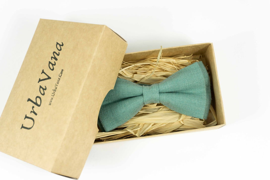 Sea green pre-tied linen bow ties for men and boys