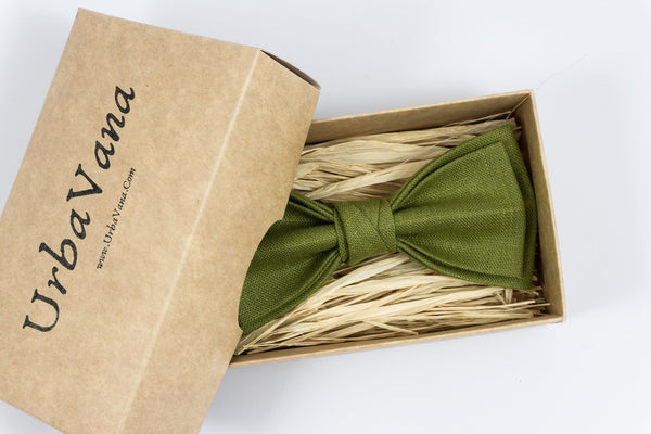 Light olive green pre-tied linen men's bow tie for rustic wedding / Handmade groomsmen bow tie or necktie for man