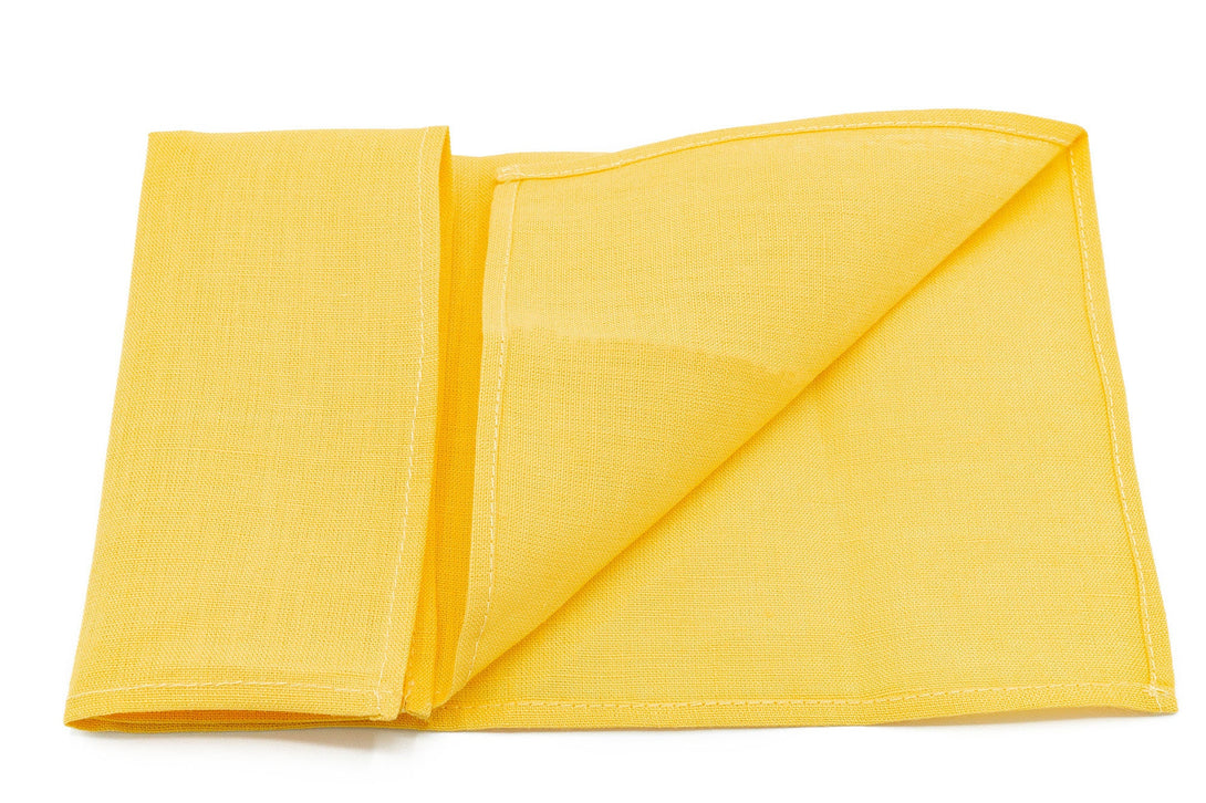 Yellow pe-tied bow ties for men and baby boys