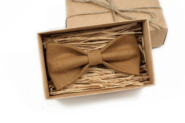 Camel color linen men's bow ties available with matching pocket square / Camel groomsmen bow ties and wedding neckties