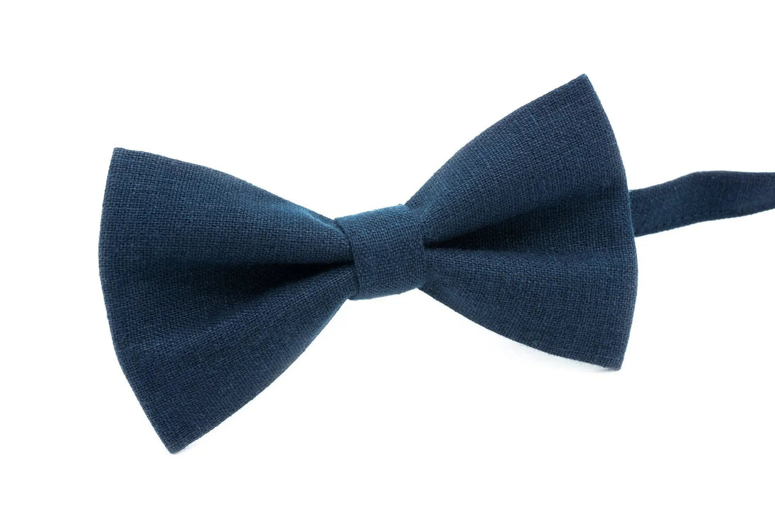 Midnight Blue color linen groomsmen bow ties for weddings / Unique gift for men husband or boyfriend