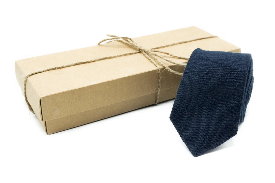 Midnight Blue color linen groomsmen bow ties for weddings / Unique gift for men husband or boyfriend