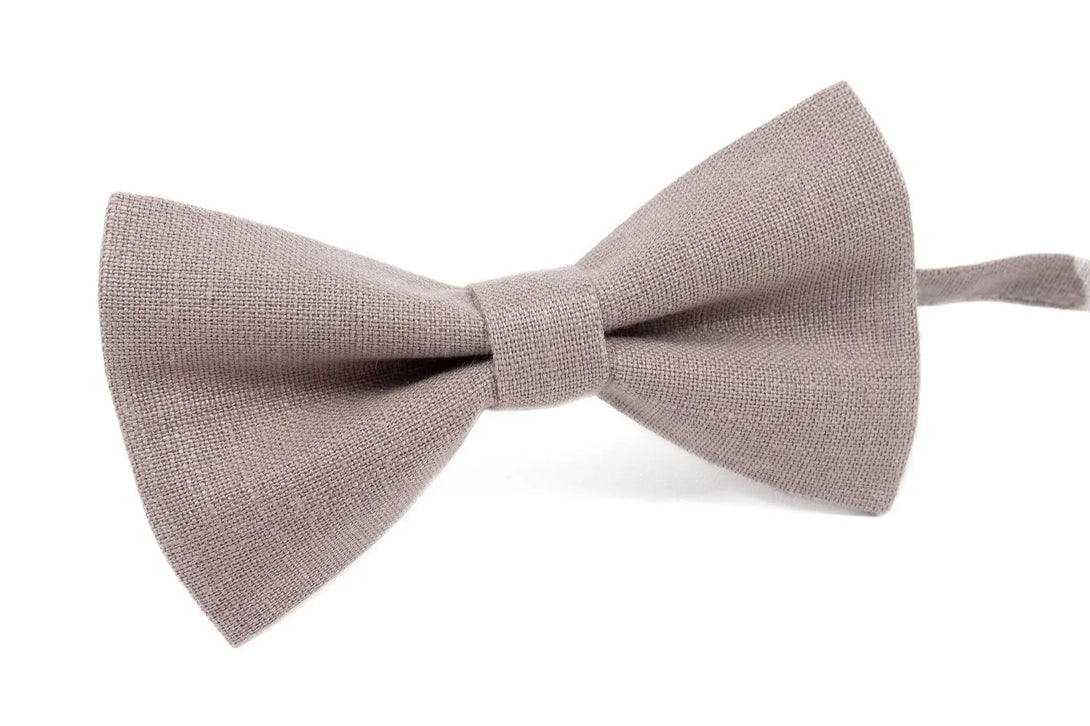 Dark Mauve pre-tied linen men's bow ties available with matching handkerchief / Wedding necktie for groomsmen