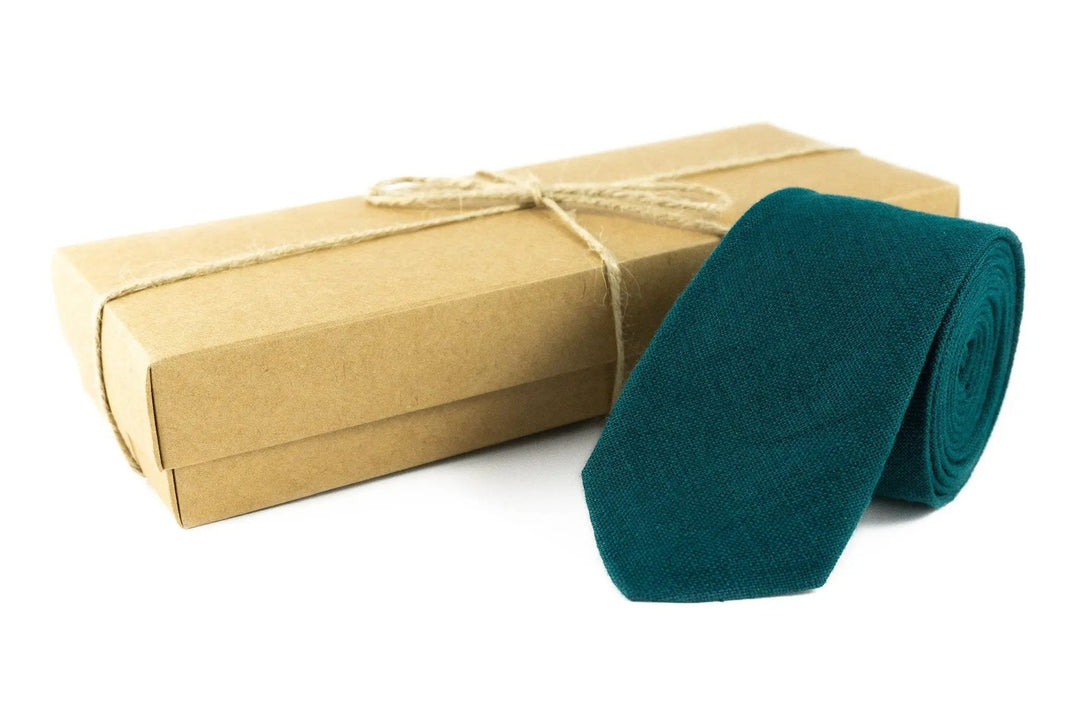 Teal green linen ties for men available with matching handkerchief / Wedding skinny neckties for groomsmen