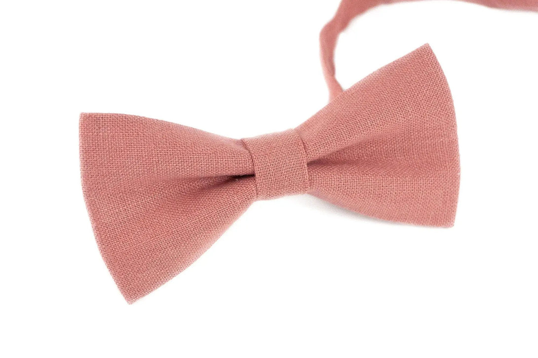 Dark dusty rose pre-tied linen wedding bow ties for groomsman and groom / Anniversary gift for men