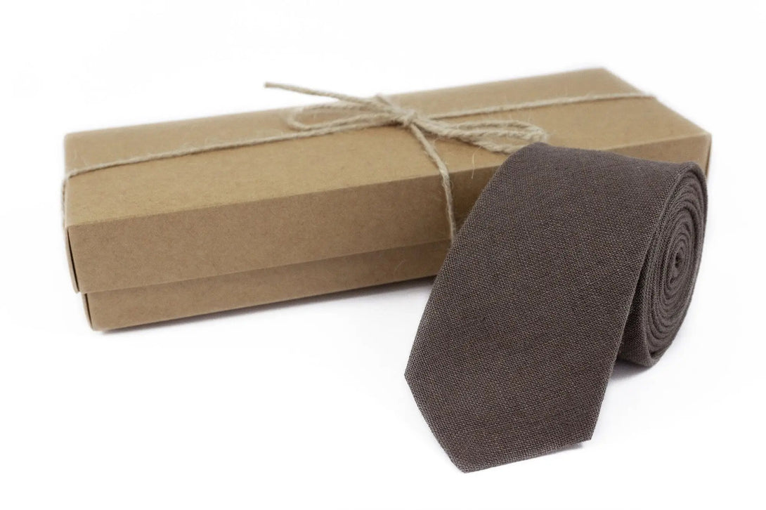 Cocoa Brown color linen wedding bow tie for groomsmen and groom / Future husband gift from bride