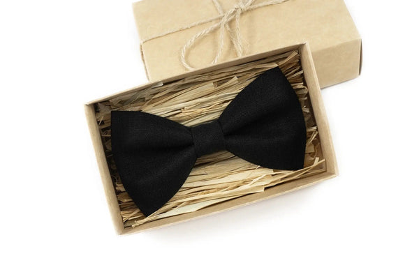 Black linen groomsmen bow ties for weddings / Prom bow ties and skinny necktie for man