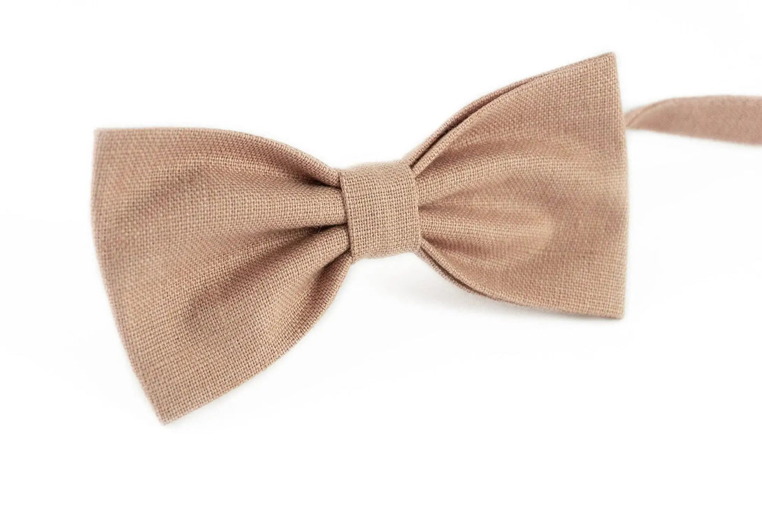 Taupe color linen pre-tied wedding bow ties for groomsman proposal gift and ring bearer gift / Light brown skinny necktie