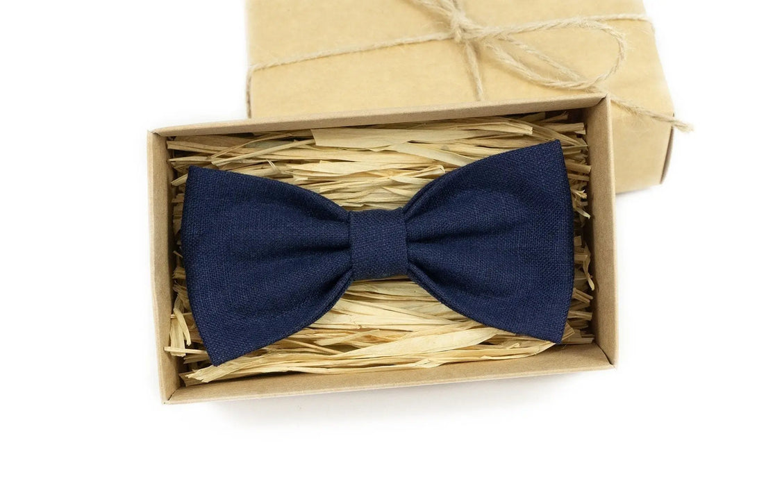 Navy Blue pre-tied best men ties for weddings available with matching handkerchief / Gift for men