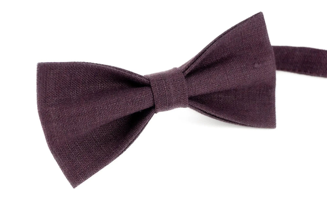 Eggplant color linen wedding bow ties for groomsman available with matching pocket square / Gift for men