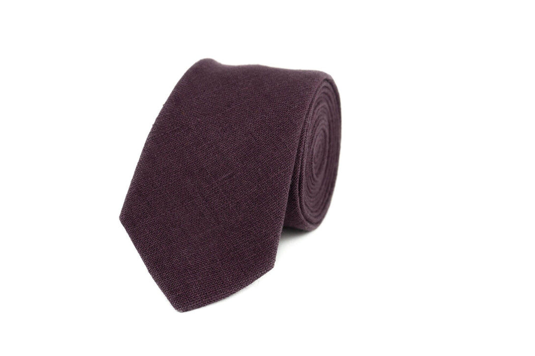 Eggplant color linen wedding bow ties for groomsman available with matching pocket square / Gift for men