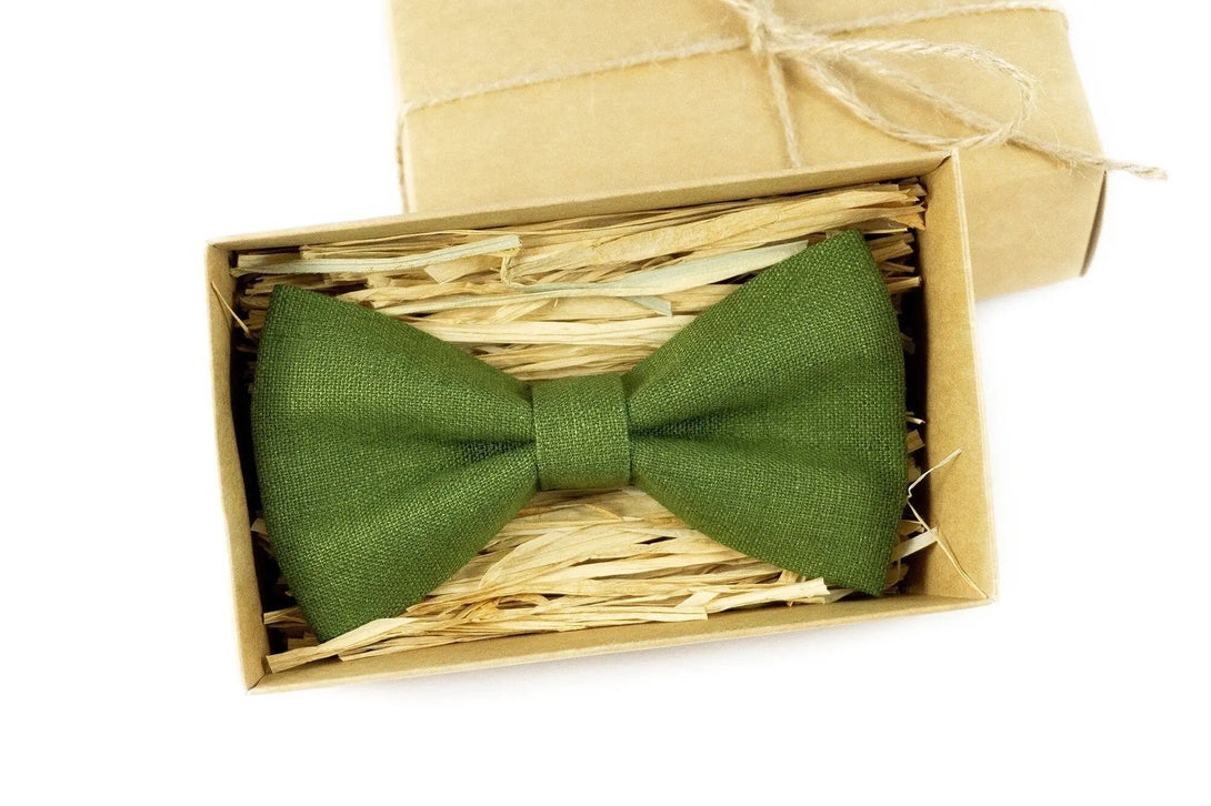 Olive green pre-tied linen groomsmen bow ties / Unique anniversary gift for husband or boyfriend