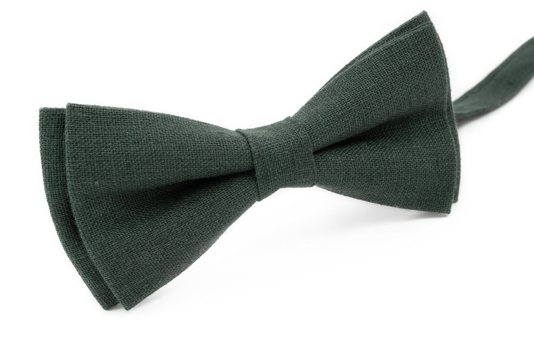 Forest green groomsmen bow ties for weddings