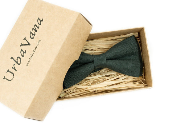 Forest green groomsmen bow ties for weddings