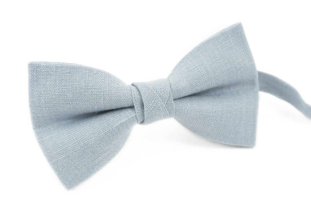 Dusty blue pre-tied wedding bow ties for groomsmen gift from bride