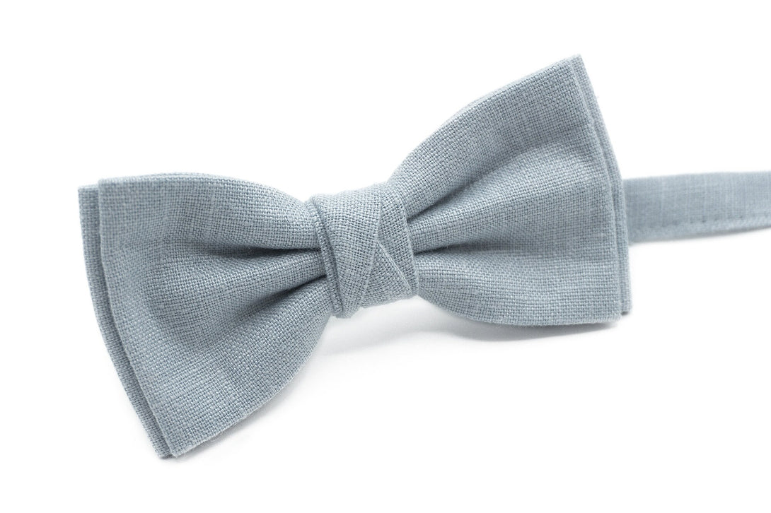 Dusty Blue linen bow tie for your weddings and groomsmen gift available with matching pocket square / Dusty blue neckties for man