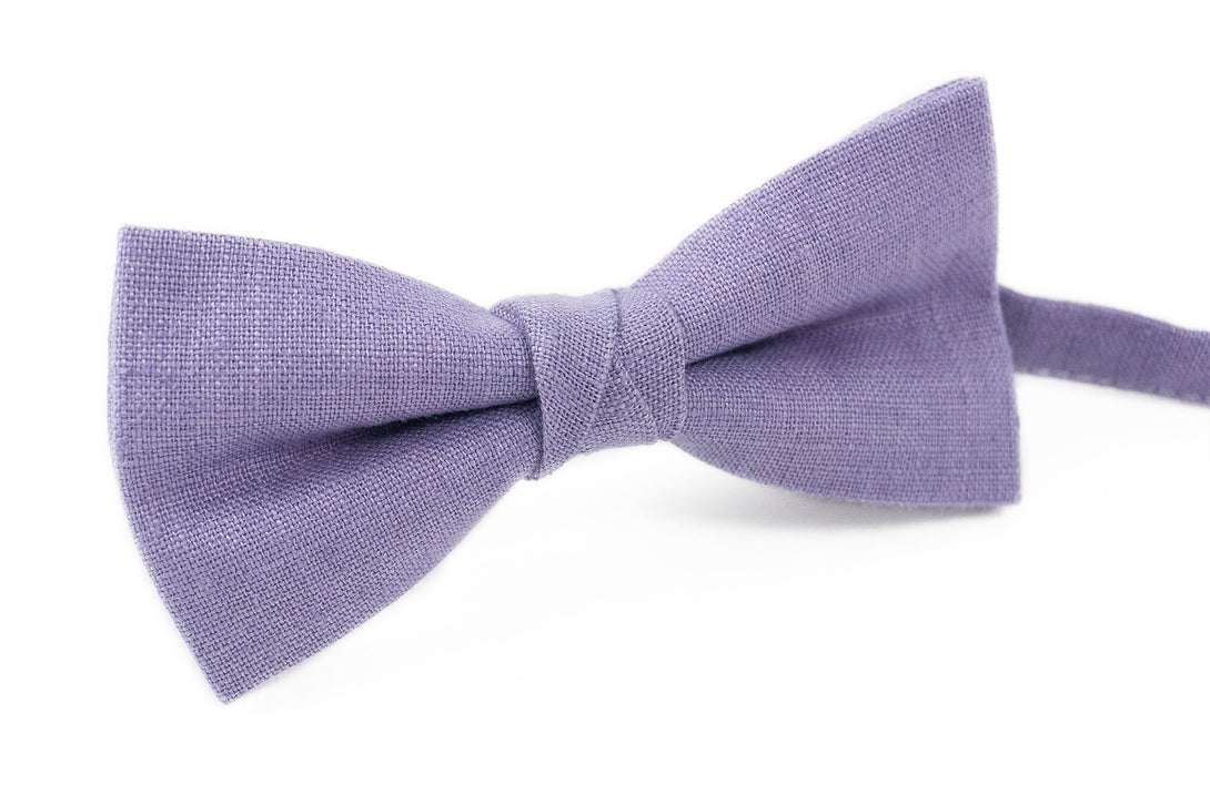 Lavender color pre-tied linen bow tie for groom or groomsmen on wedding day as unique gift from bride