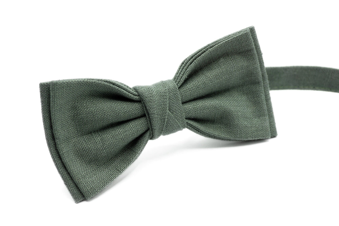 Pine Green Wedding Ties available with Matching Pocket Square / Hunter Green Neckties for Groomsmen at Weddings