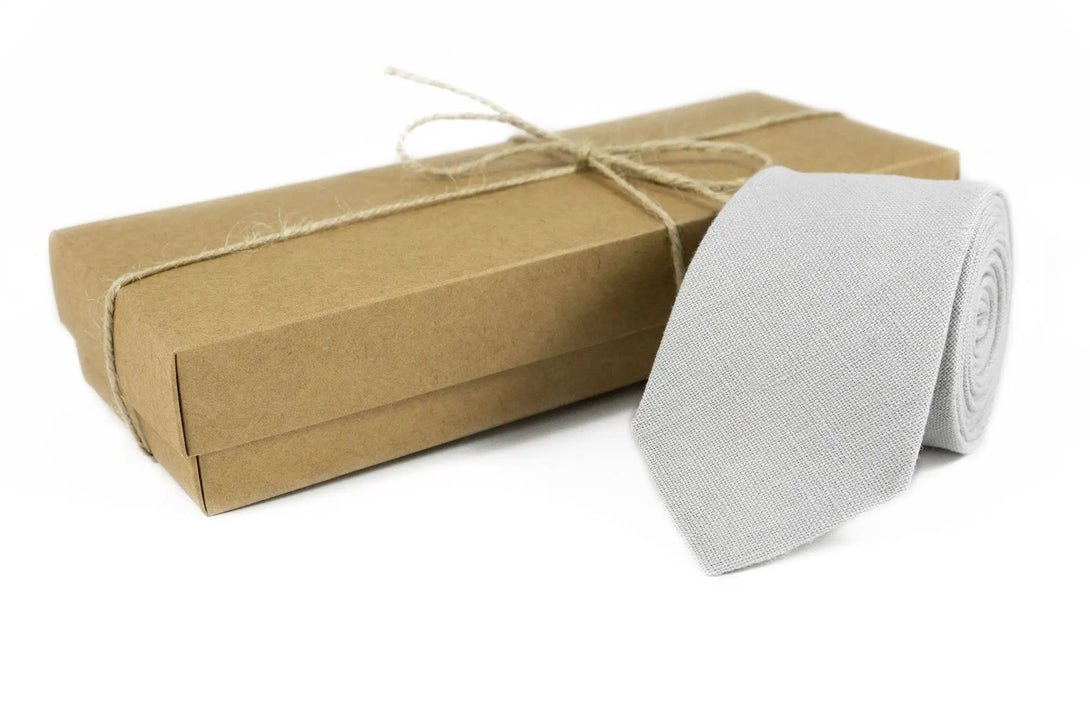 Light Gray linen men's wedding bow ties for groomsman / Pre-tied bow ties baby shower gift ideas