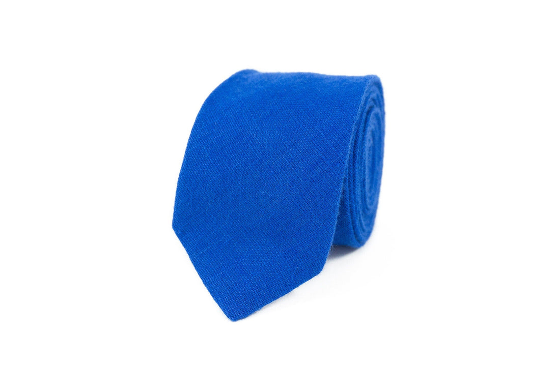 Royal Blue color linen groomsmen tie for wedding / Usher necktie and skinny groomsmen necktie available with matching pocket square