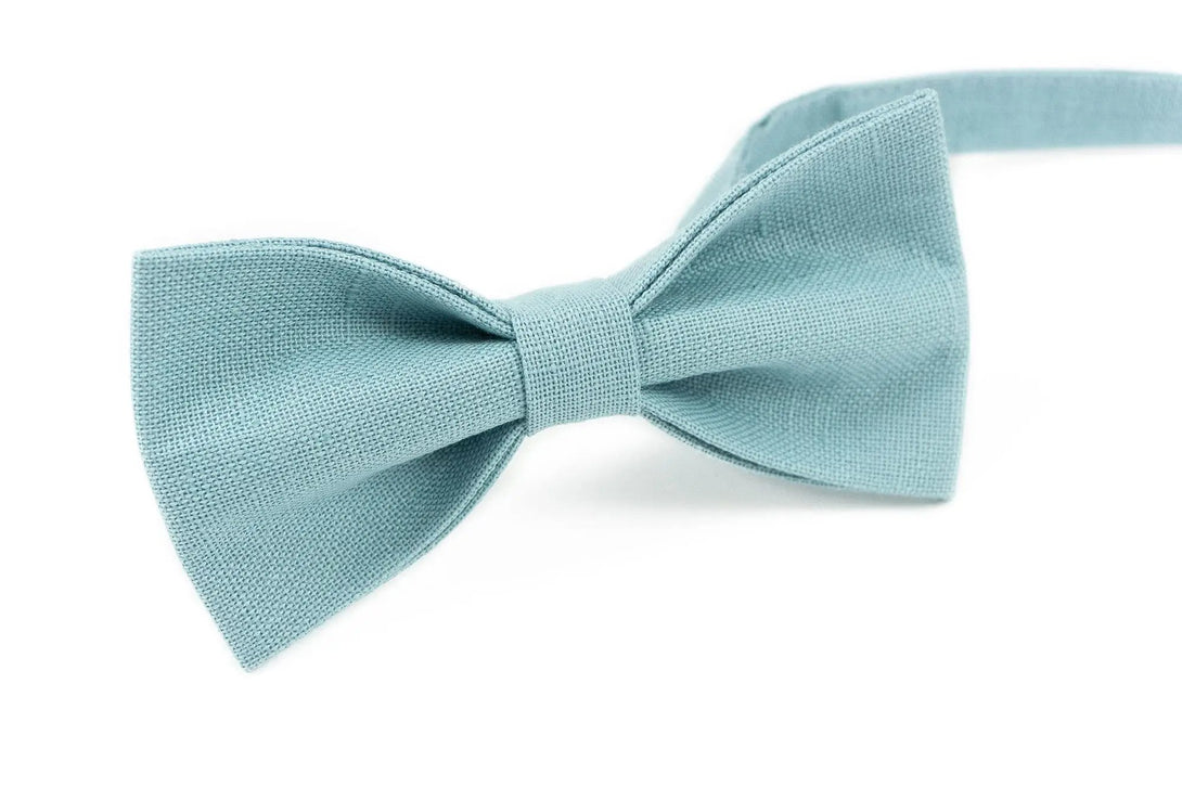 Sea Blue color pre-tied bow ties for men and baby boys / Sea Blue wedding neckties for groomsmen gift