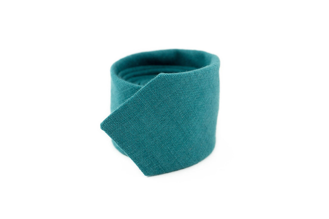 Dark cyan pre-tied linen groomsmen bow tie for wedding