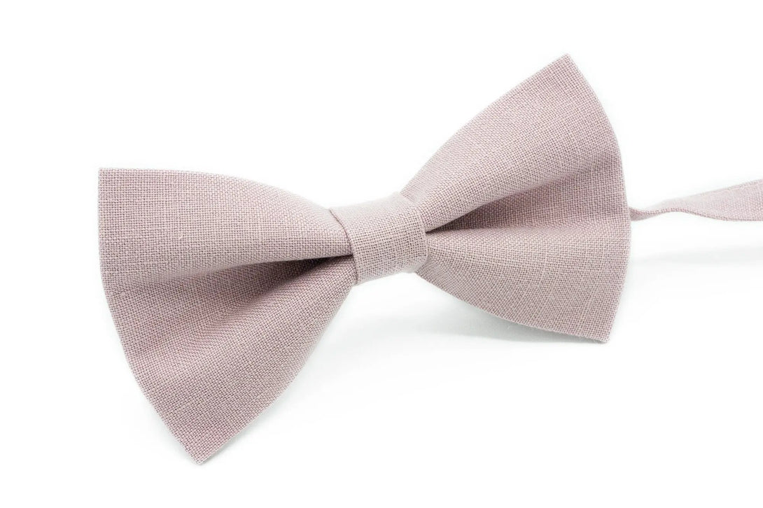 Mauve color pre-tied groomsmen bow ties for wedding available with matching pocket square / Gift for men