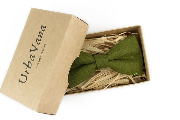 Moss green pre-tied ties for men