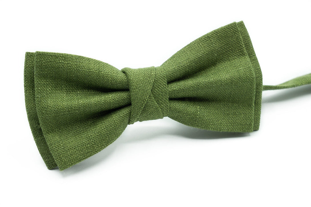 Olive green linen butterfly bow ties for men and toddler boys available with matching handkerchief / Olive green wedding neckties for men